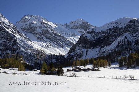 Klick für Originalgröße :Sertig_Herbst_Schnee.JPG